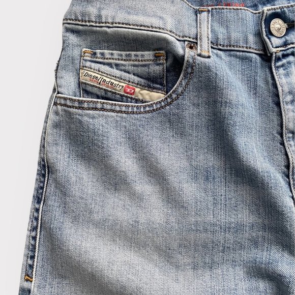 Diesel D-Air boyfriend jeans size 27 - Picture 3 of 10